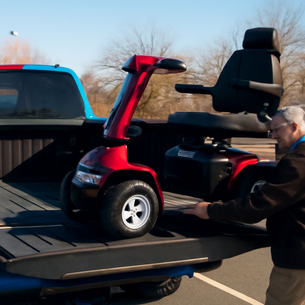 Scooter car solutions including scooter lift and mobility scooter trailer for car